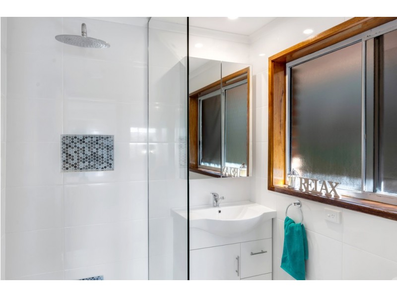 21 Quinvale Road, Hallett Cove SA 5158