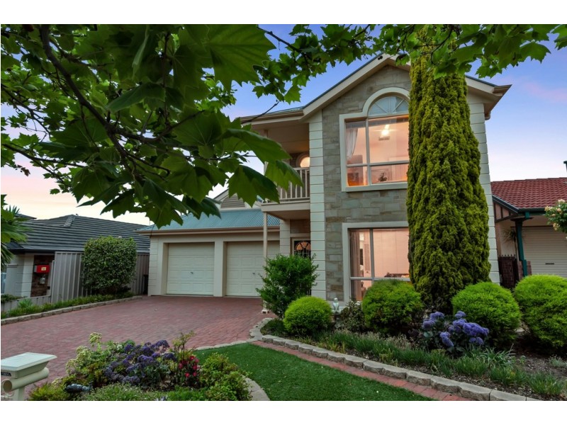 17 Grand Boulevard, Seaford Rise SA 5169
