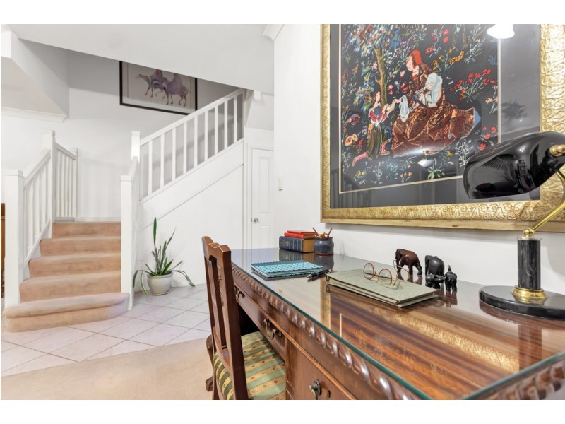 17 Grand Boulevard, Seaford Rise SA 5169