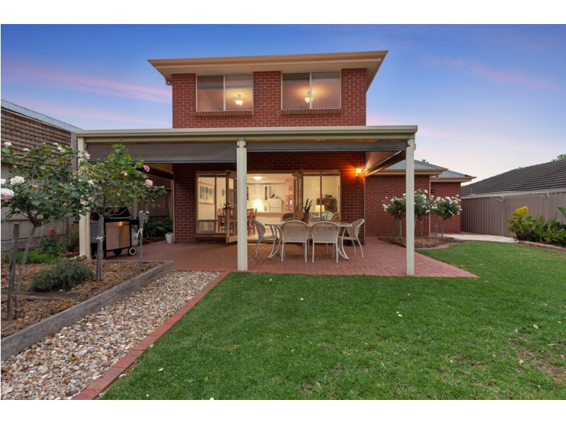 17 Grand Boulevard, Seaford Rise SA 5169