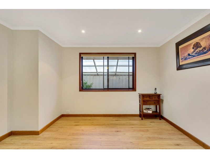 8 Lusitano Court, Woodcroft SA 5162