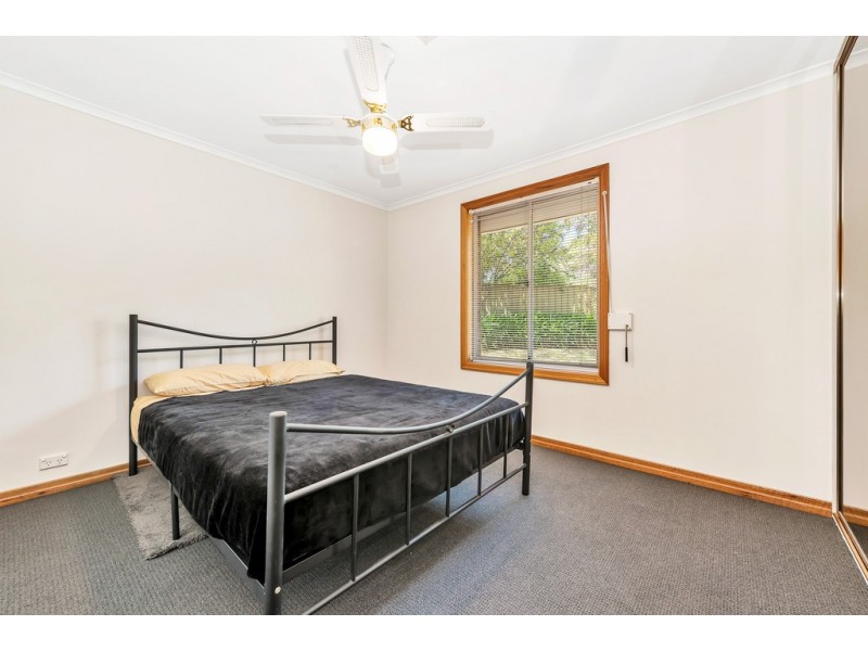13 Knightsbridge Court, Happy Valley SA 5159