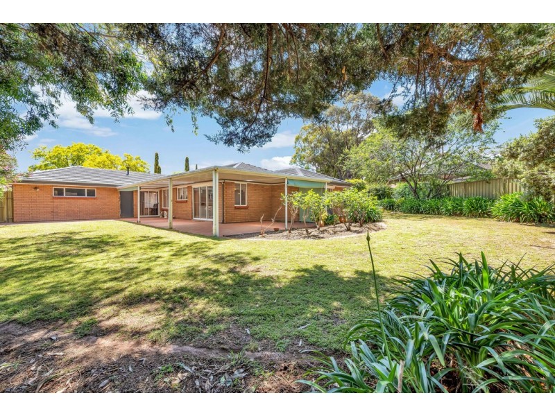 13 Knightsbridge Court, Happy Valley SA 5159