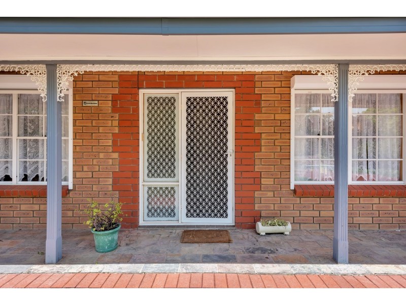 13 Knightsbridge Court, Happy Valley SA 5159