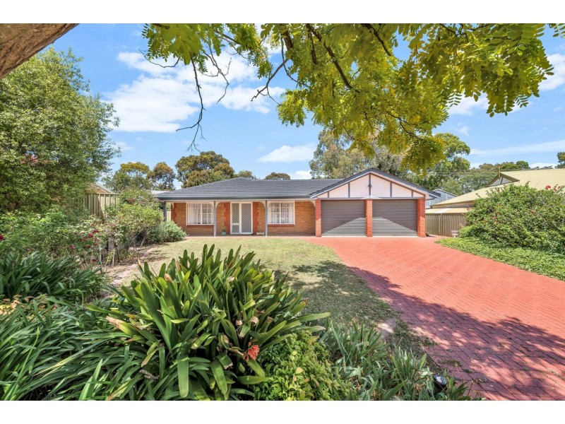 13 Knightsbridge Court, Happy Valley SA 5159