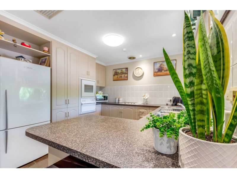 24 Sampson Crescent, Old Reynella SA 5161