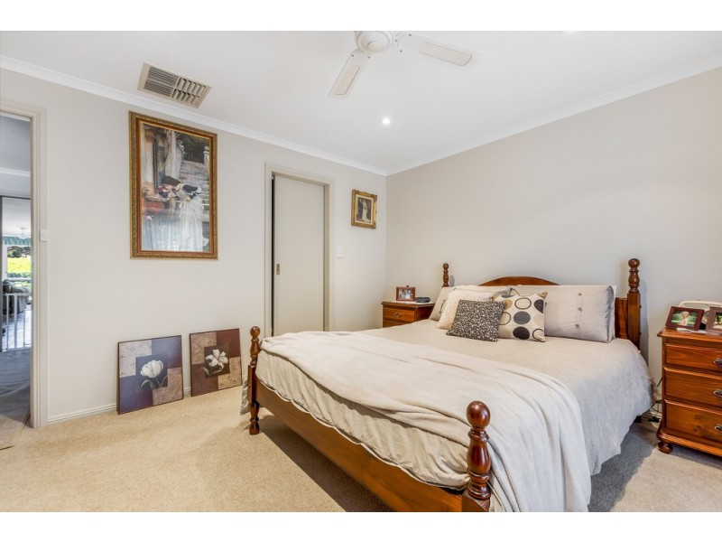 24 Sampson Crescent, Old Reynella SA 5161