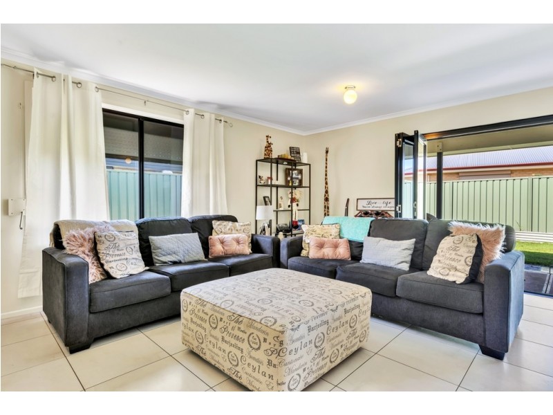 8 Jade Loop, Aldinga Beach SA 5173