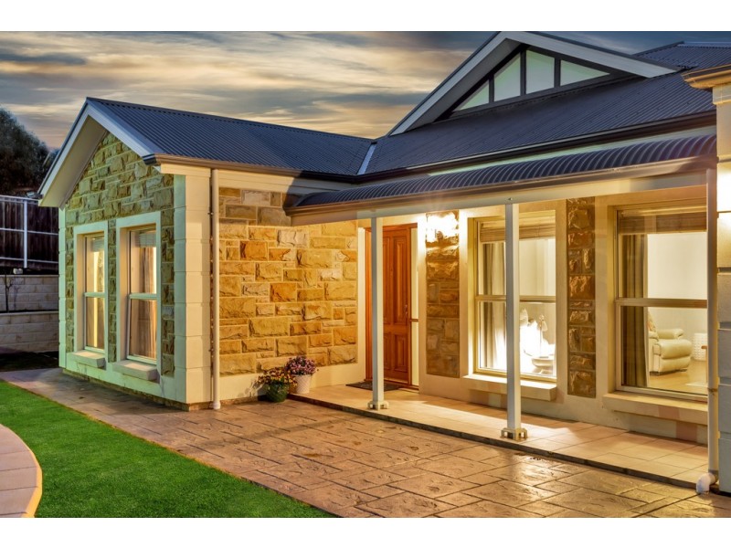 15 Daintree Drive, Seaford Rise SA 5169