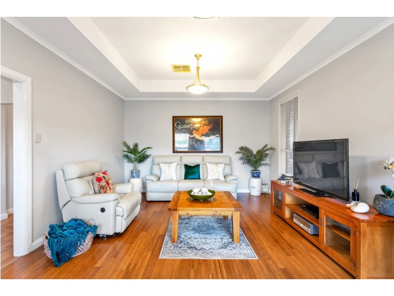 15 Daintree Drive, Seaford Rise SA 5169