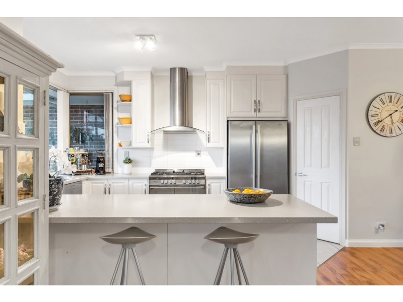 15 Daintree Drive, Seaford Rise SA 5169