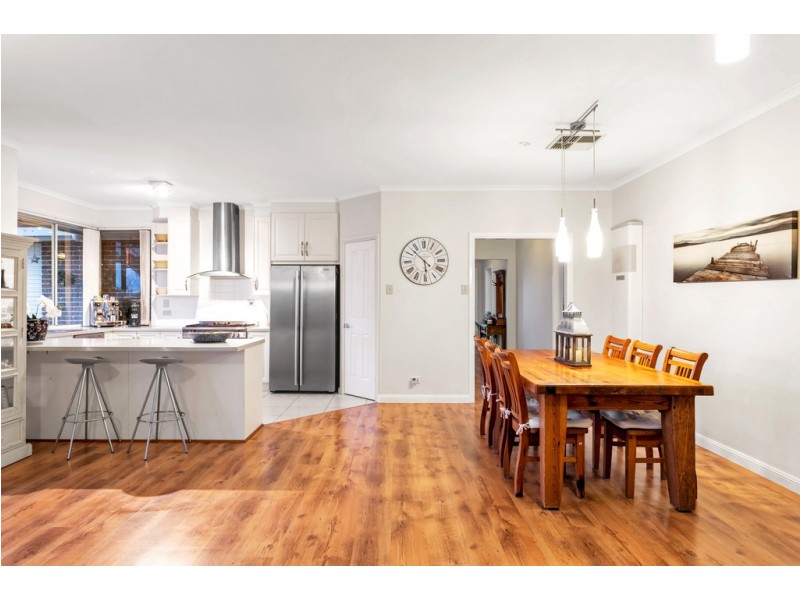 15 Daintree Drive, Seaford Rise SA 5169