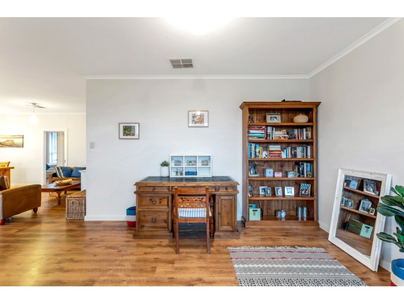 15 Daintree Drive, Seaford Rise SA 5169