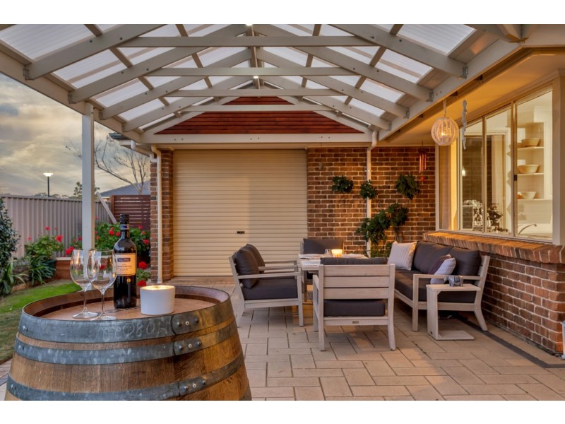 15 Daintree Drive, Seaford Rise SA 5169