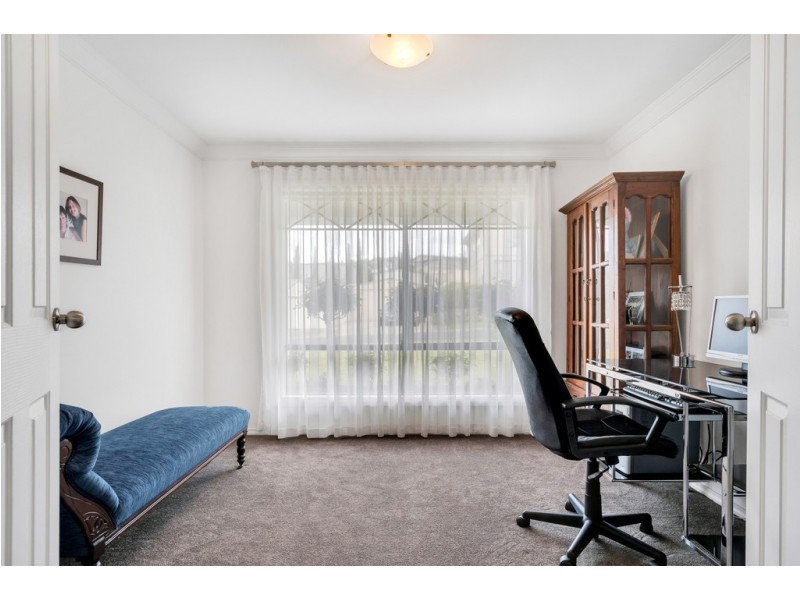 2 Light Place, Mount Compass SA 5210