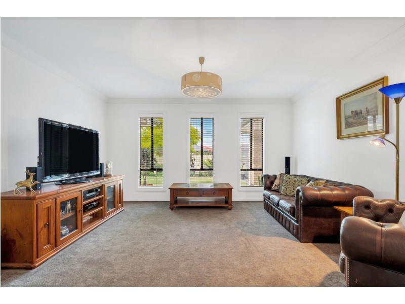 2 Light Place, Mount Compass SA 5210