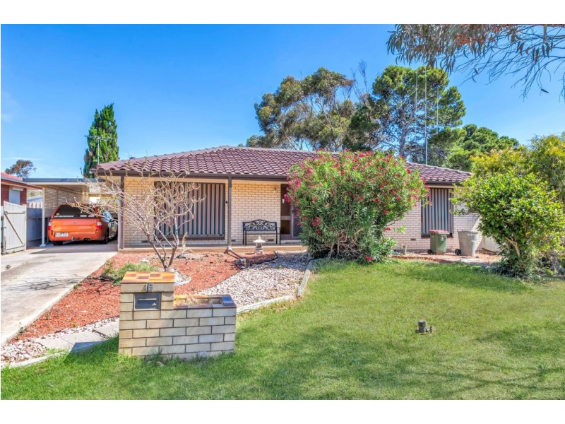16 Baden Terrace, O’sullivan Beach SA 5166
