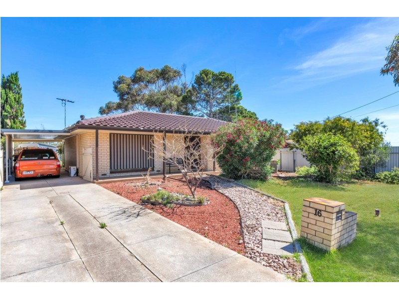 16 Baden Terrace, O’sullivan Beach SA 5166