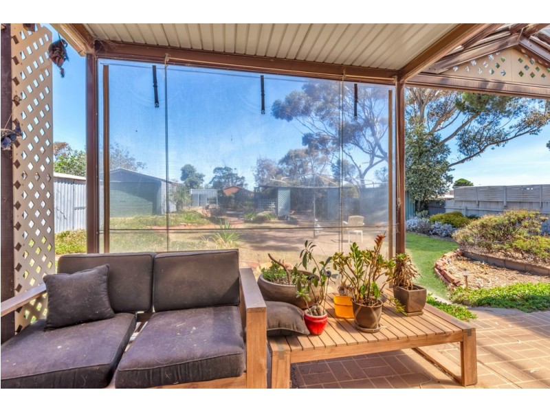 16 Baden Terrace, O’sullivan Beach SA 5166