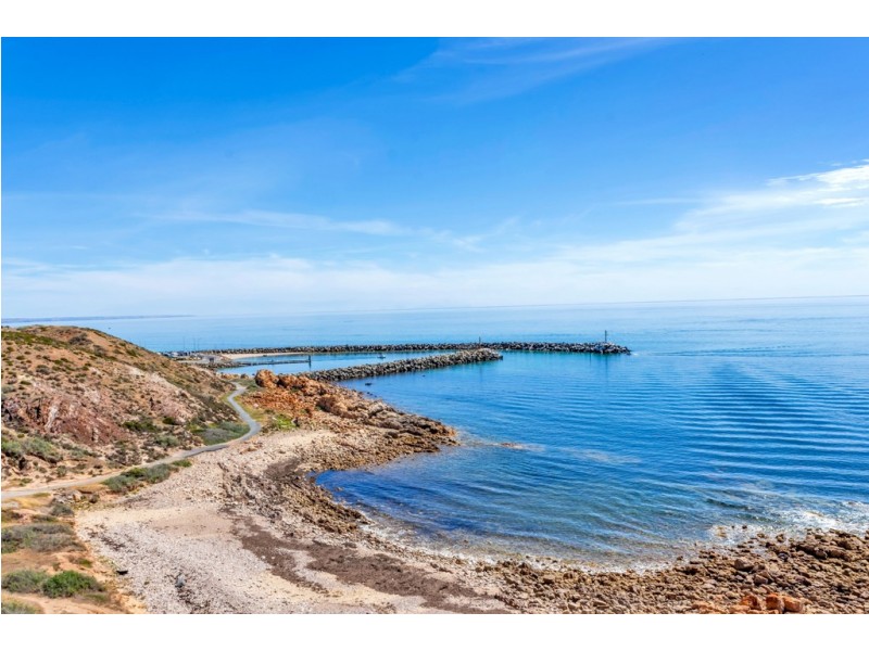 16 Baden Terrace, O’sullivan Beach SA 5166