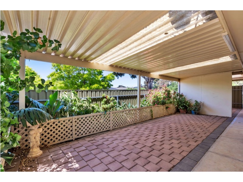 2/6 Hume Court, Woodcroft SA 5162