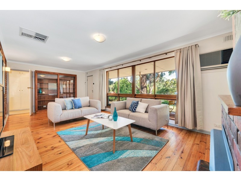 25 Alison Drive, Happy Valley SA 5159