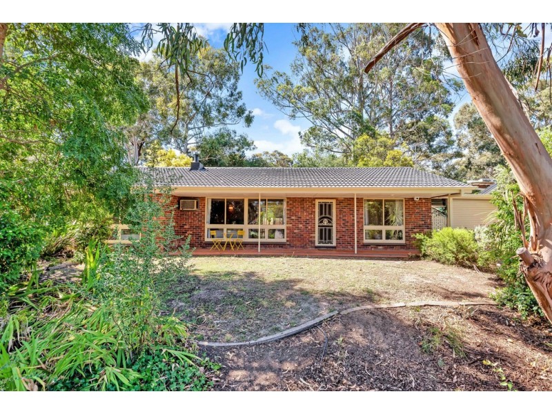 25 Alison Drive, Happy Valley SA 5159