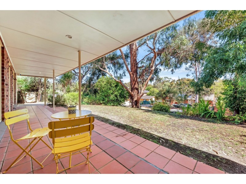 25 Alison Drive, Happy Valley SA 5159