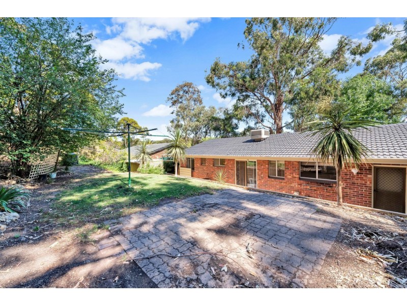 25 Alison Drive, Happy Valley SA 5159