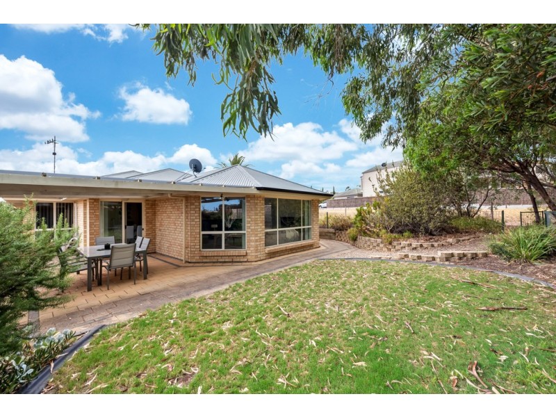 102 Coromandel Drive, Mccracken SA 5211