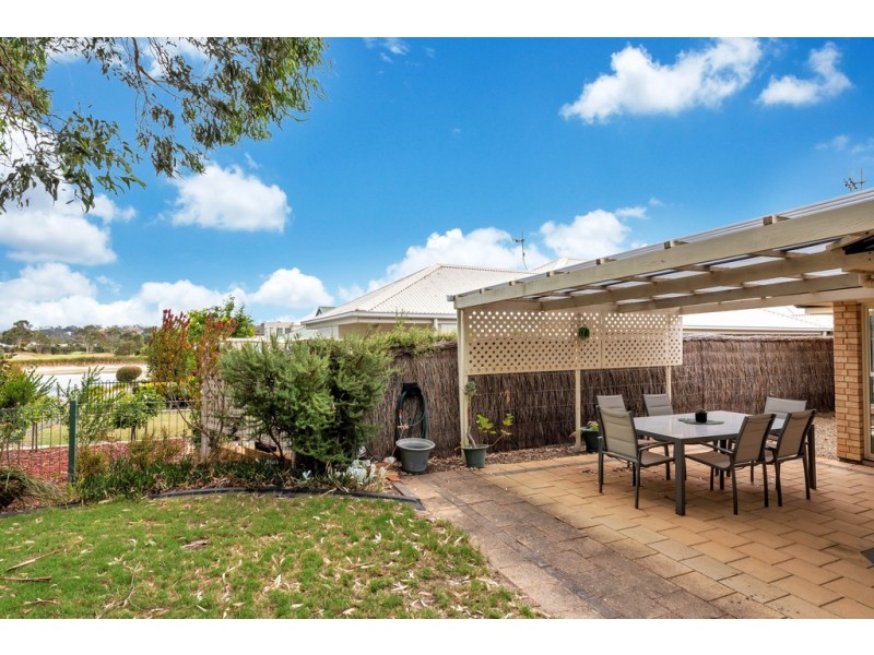 102 Coromandel Drive, Mccracken SA 5211