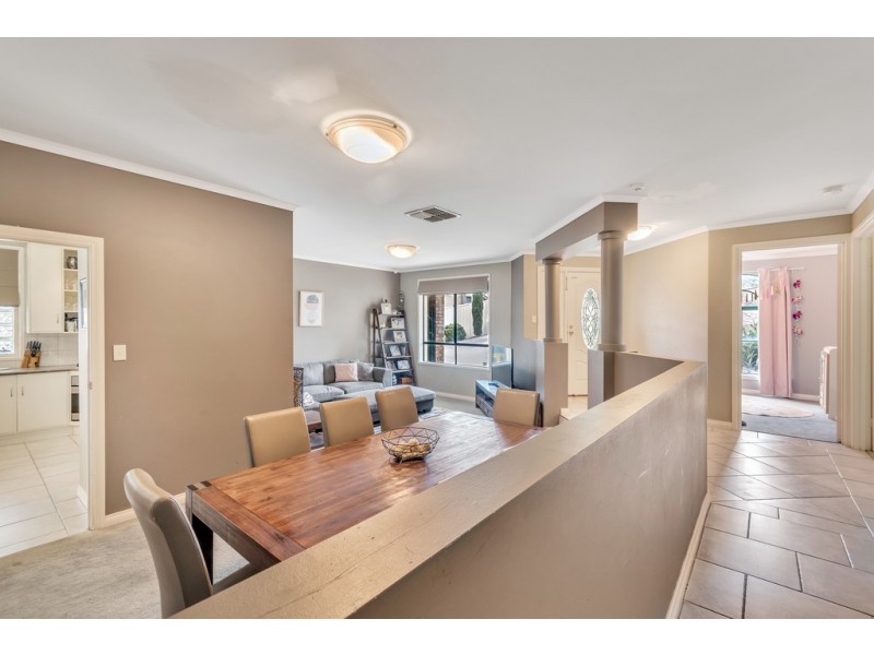 2 View Court, Happy Valley SA 5159