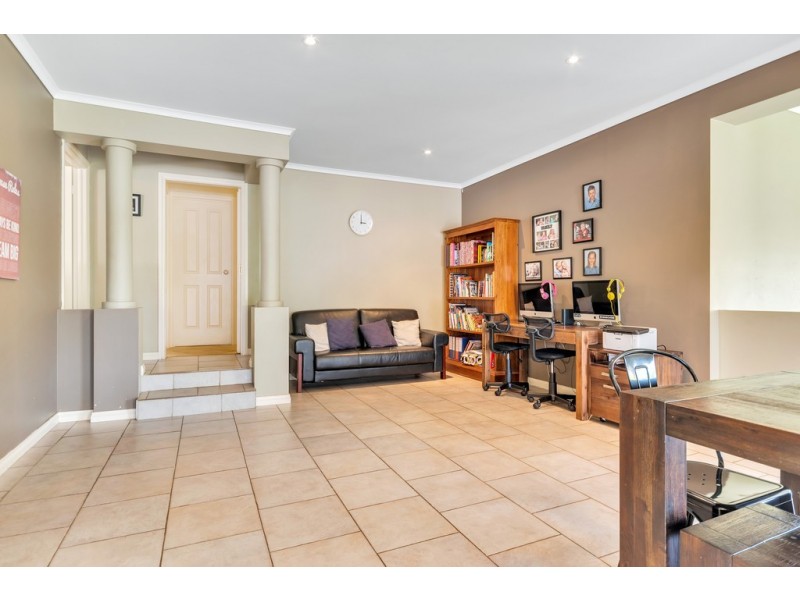 2 View Court, Happy Valley SA 5159