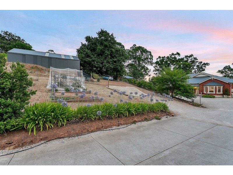 13 Scenic Court, Chandlers Hill SA 5159