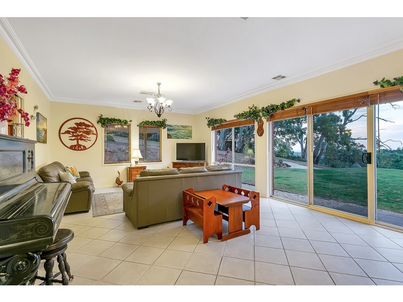 13 Scenic Court, Chandlers Hill SA 5159