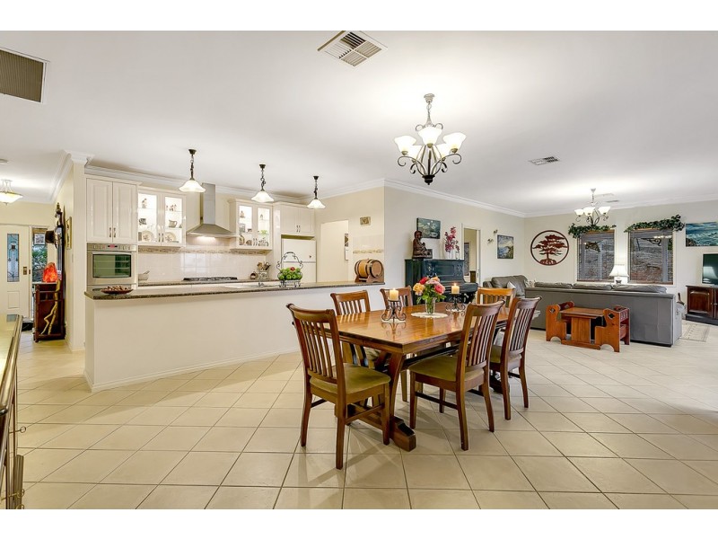 13 Scenic Court, Chandlers Hill SA 5159