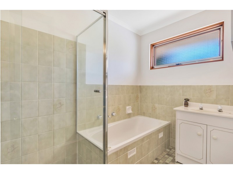 17 Idlewild Avenue, Aberfoyle Park SA 5159