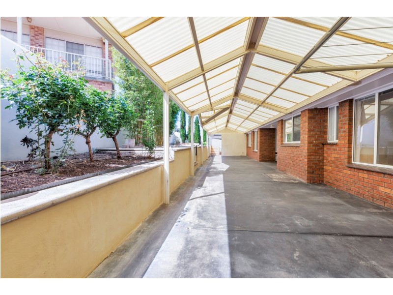 12 Panorama Drive, Aberfoyle Park SA 5159