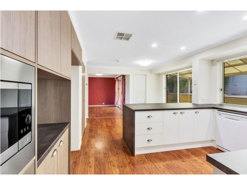 12 Panorama Drive, Aberfoyle Park SA 5159