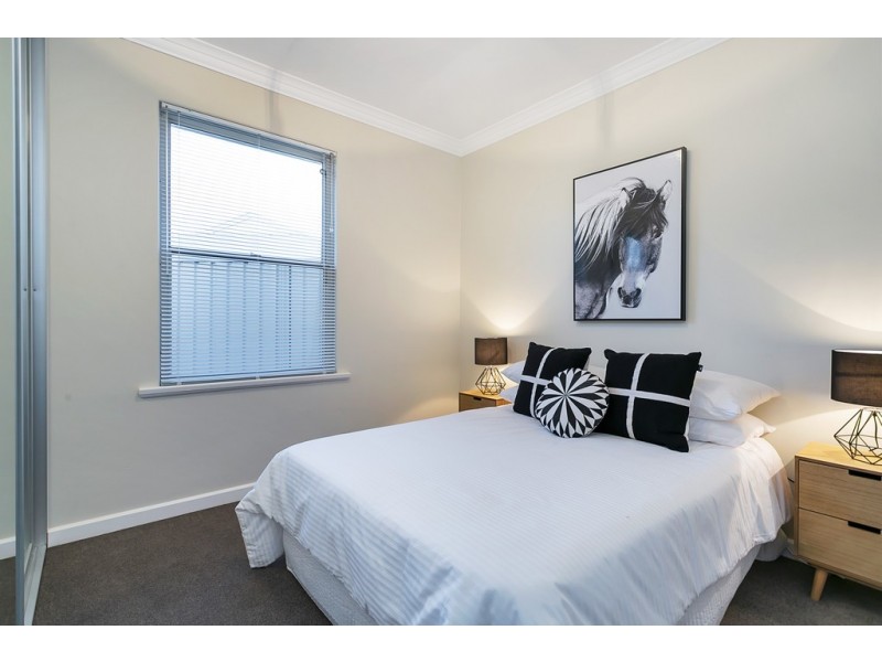 21d Barker Avenue, Findon SA 5023