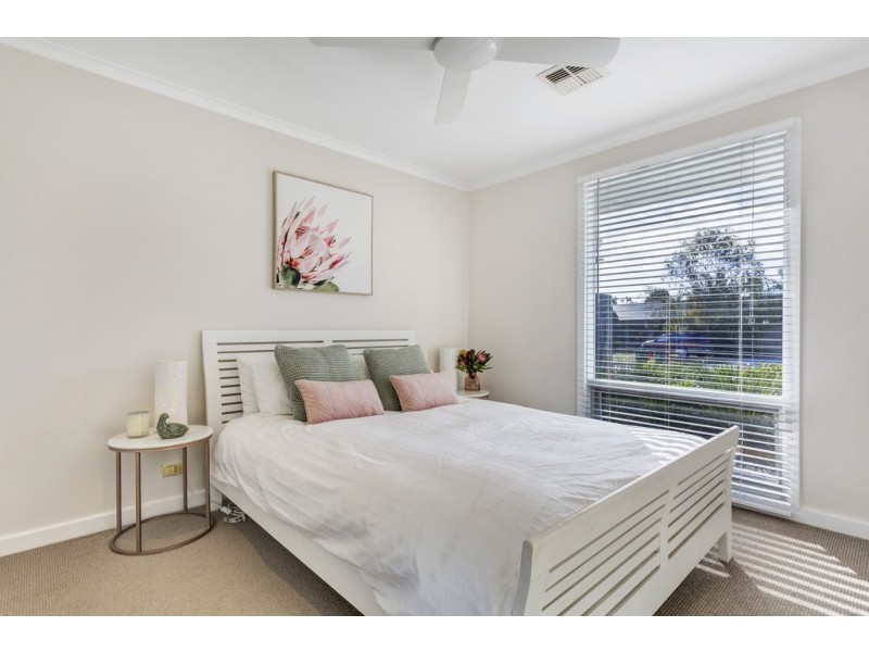 28 Liza Road, Happy Valley SA 5159