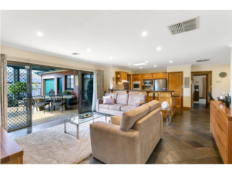 19 Antonia Circuit, Hallett Cove SA 5158