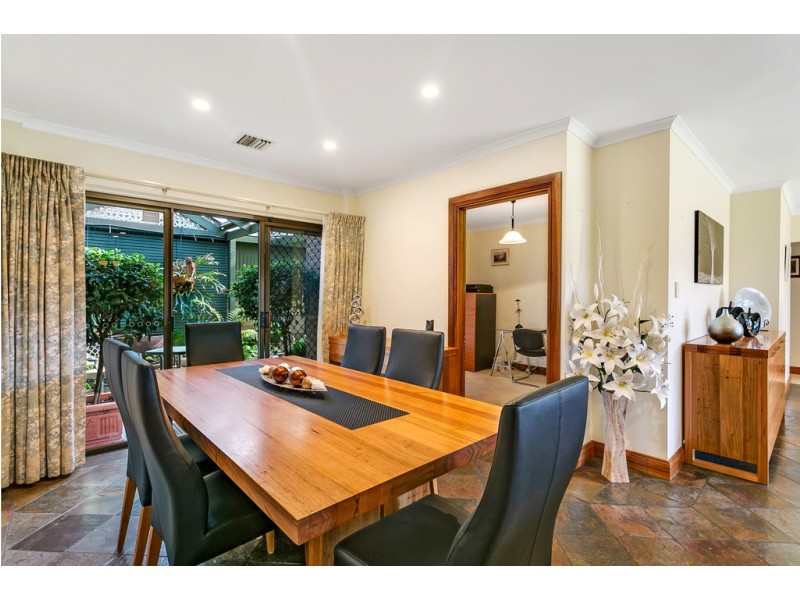 19 Antonia Circuit, Hallett Cove SA 5158