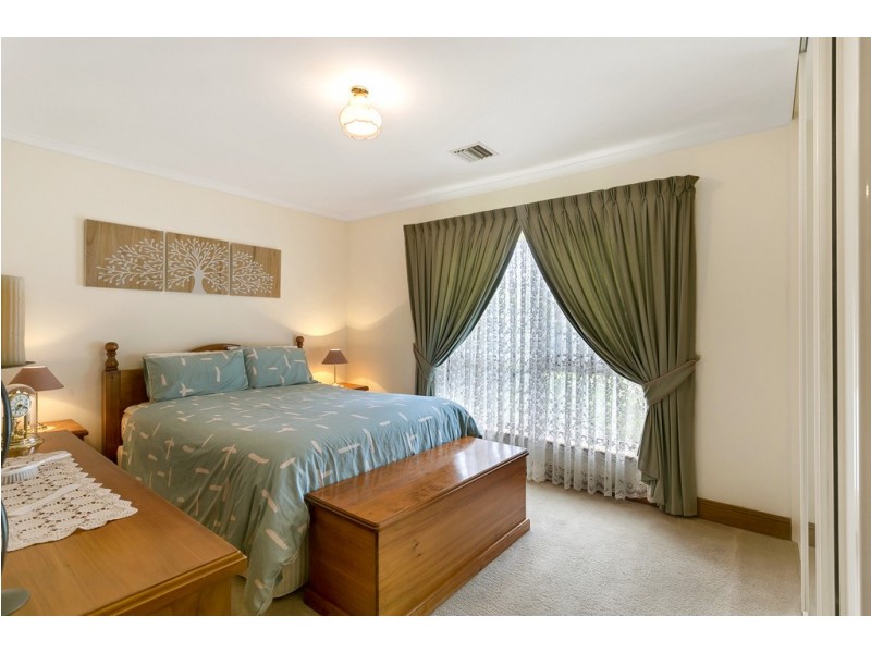 19 Antonia Circuit, Hallett Cove SA 5158
