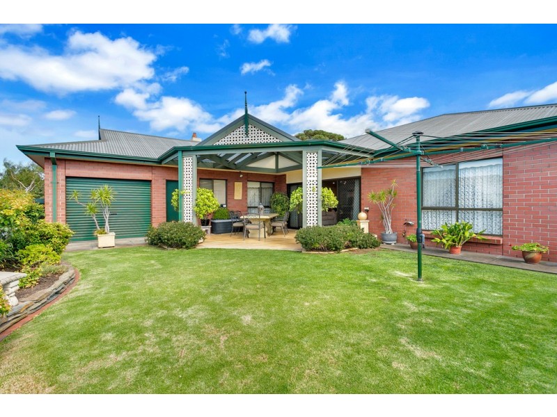 19 Antonia Circuit, Hallett Cove SA 5158