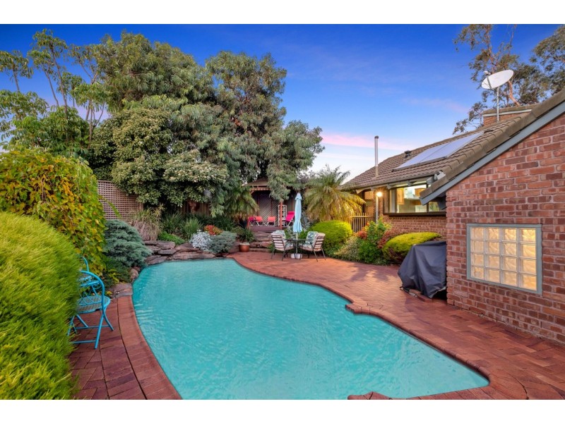 27 Tolcairn Crescent, Flagstaff Hill SA 5159