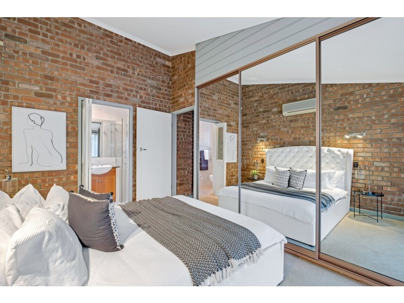 27 Tolcairn Crescent, Flagstaff Hill SA 5159