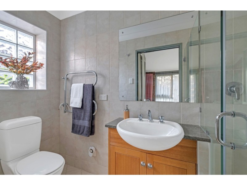 27 Tolcairn Crescent, Flagstaff Hill SA 5159