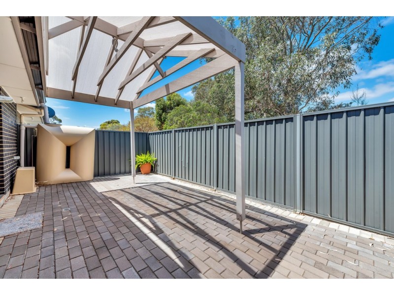 33 The Glenn, Morphett Vale SA 5162