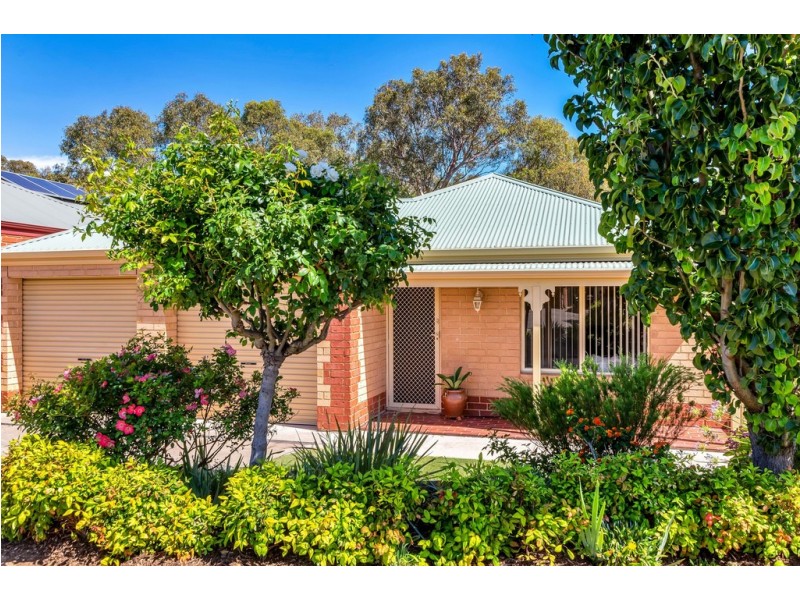 15 Morningside Drive, Woodcroft SA 5162